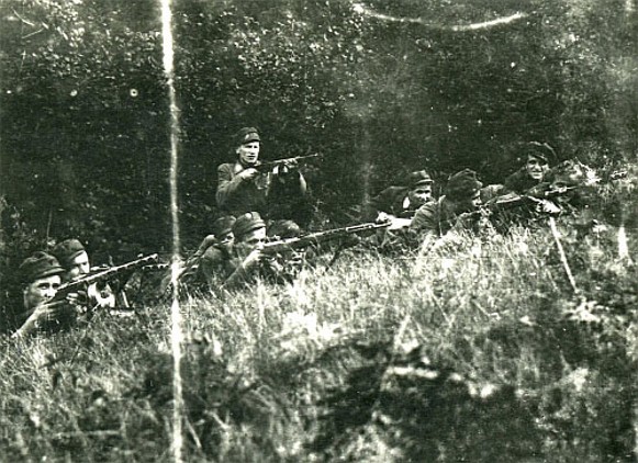 Image - Ukrainian Insurgent Army soldiers.